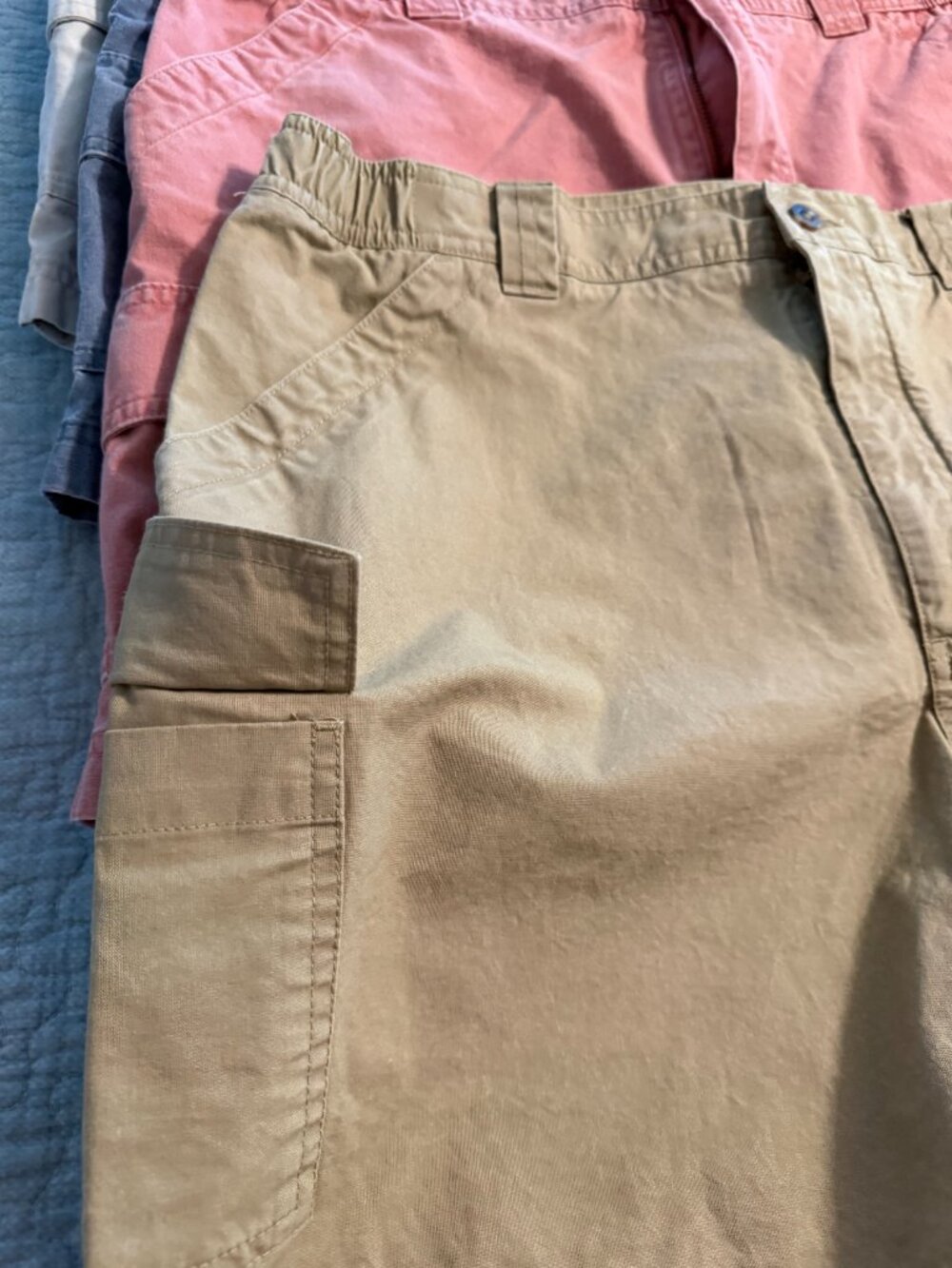 L.L. Bean Men’s Cargo Shorts Bundle – Size 38 – 4 Pairs - Picture 4 of 5